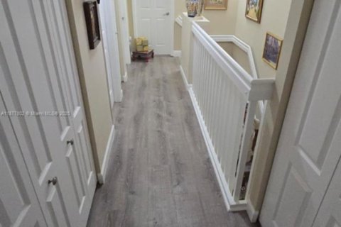 Купить виллу или дом в Майами, Флорида 4 спальни, 204.94м2, № 1977689 - фото 12