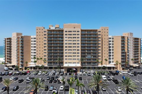 Condominio en venta en Clearwater, Florida, 2 dormitorios, 115.38 m2 № 1883606 - foto 2