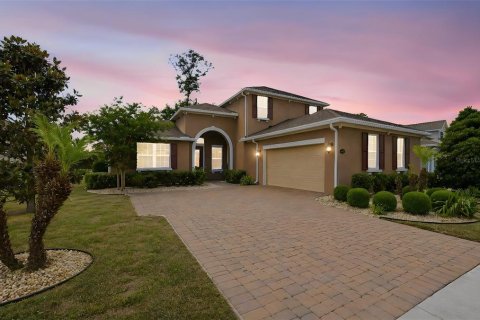 House in DeLand, Florida 4 bedrooms, 331.48 sq.m. № 2196062
