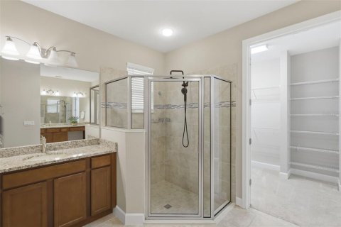 House in DeLand, Florida 4 bedrooms, 331.48 sq.m. № 2196062 - photo 20