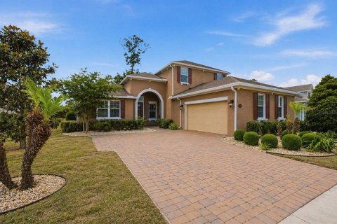 House in DeLand, Florida 4 bedrooms, 331.48 sq.m. № 2196062 - photo 3