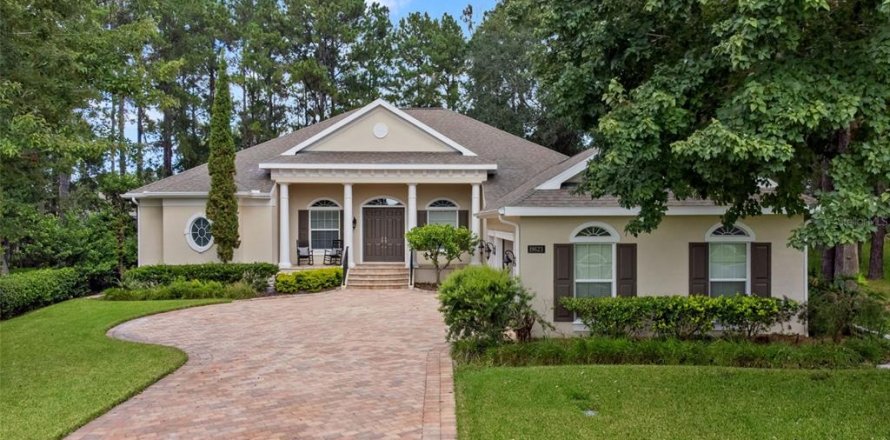 Villa ou maison à Brooksville, Floride 4 chambres, 284.28 m2 № 2399173