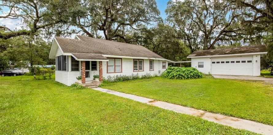 Villa ou maison à Brooksville, Floride 2 chambres, 114.83 m2 № 2411558