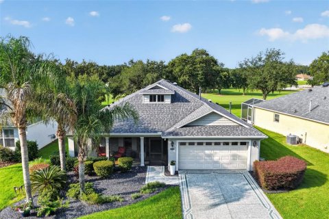 House in Leesburg, Florida 2 bedrooms, 169.45 sq.m. № 2259025 - photo 2