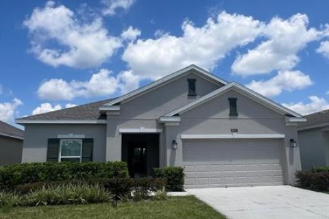House in Kissimmee, Florida 4 bedrooms, 172.15 sq.m. № 1909150 - photo 1