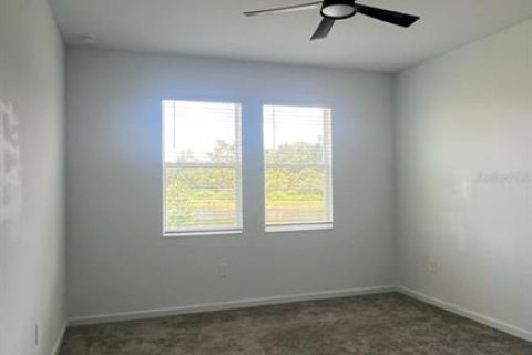 House in Kissimmee, Florida 4 bedrooms, 172.15 sq.m. № 1909150 - photo 12