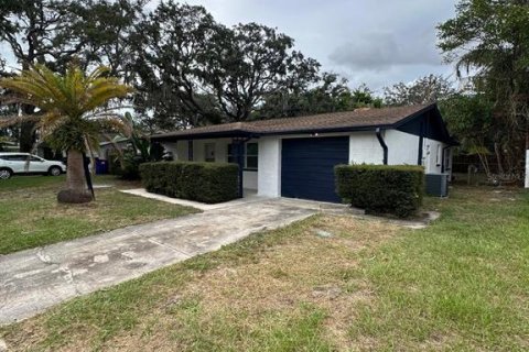 Villa ou maison à louer à Holiday, Floride: 3 chambres, 127.93 m2 № 2399471 - photo 19