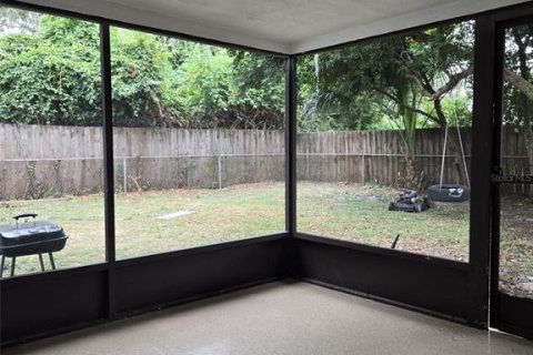 Villa ou maison à louer à Holiday, Floride: 3 chambres, 127.93 m2 № 2399471 - photo 17