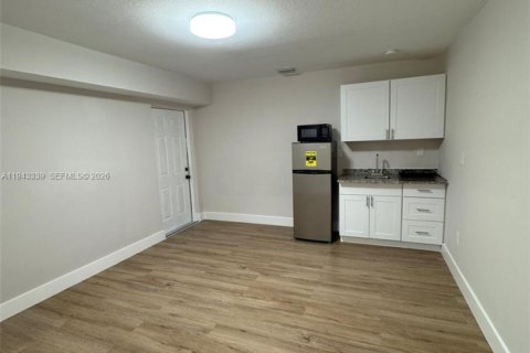 Villa ou maison à louer à Miramar, Floride: 4 chambres, 196.58 m2 № 1999588 - photo 23