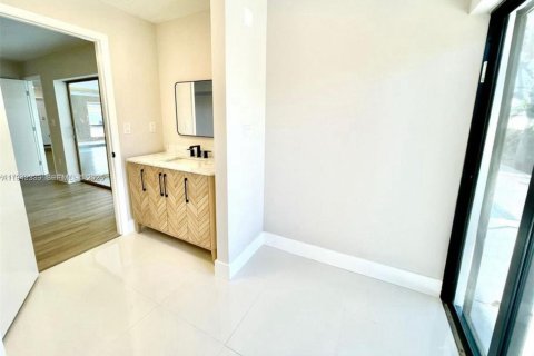 Villa ou maison à louer à Miramar, Floride: 4 chambres, 196.58 m2 № 1999588 - photo 22