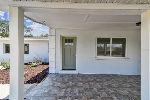 House in Ruskin, Florida 3 bedrooms, 117.89 sq.m. № 1755107 - photo 4