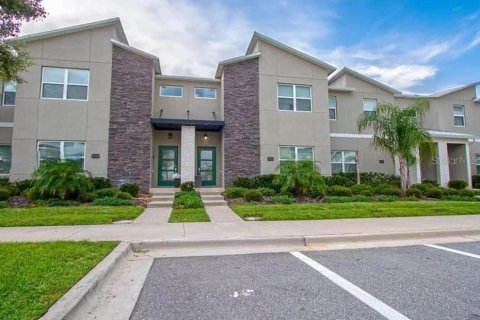Townhouse in Davenport, Florida 4 bedrooms, 177.81 sq.m. № 2166384