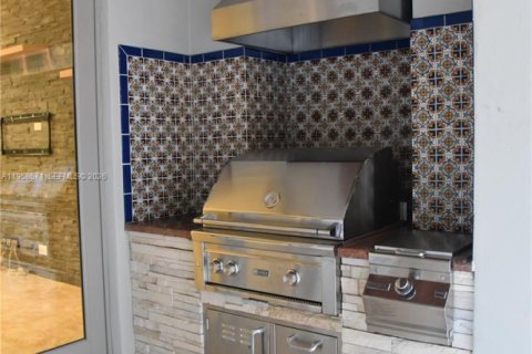 Touwnhouse à louer à Miami, Floride: 3 chambres, 248.79 m2 № 2019926 - photo 19