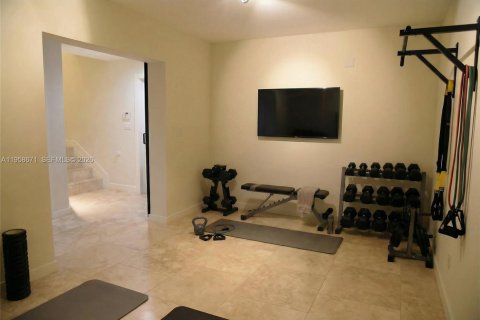 Touwnhouse à louer à Miami, Floride: 3 chambres, 248.79 m2 № 2019926 - photo 27