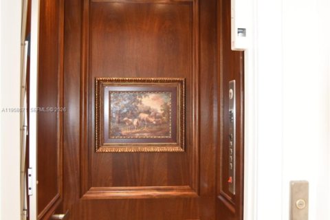 Touwnhouse à louer à Miami, Floride: 3 chambres, 248.79 m2 № 2019926 - photo 12