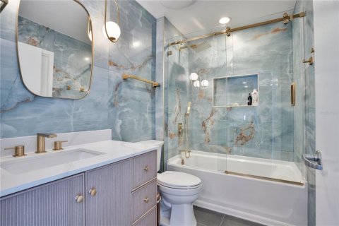 Condo in Orlando, Florida, 2 bedrooms  № 2235316 - photo 9