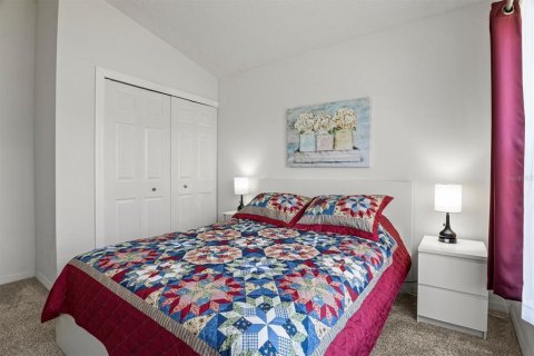 House in Kissimmee, Florida 5 bedrooms, 215.25 sq.m. № 1722747 - photo 17