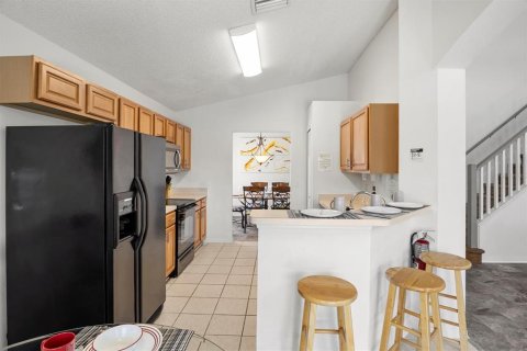 House in Kissimmee, Florida 5 bedrooms, 215.25 sq.m. № 1722747 - photo 12