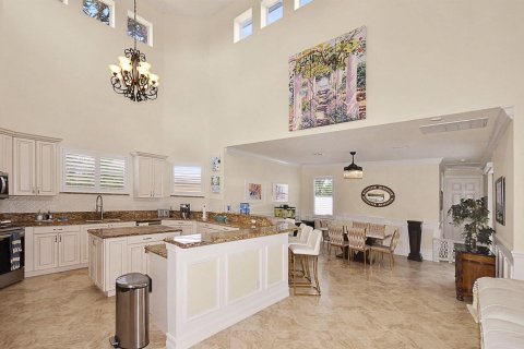 Casa en venta en Port St. Lucie, Florida, 4 dormitorios, 277.59 m2 № 2273378 - foto 17