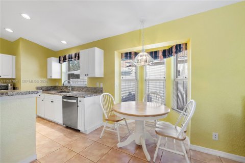 Casa en venta en Sunrise, Florida, 4 dormitorios, 213.49 m2 № 1995914 - foto 16