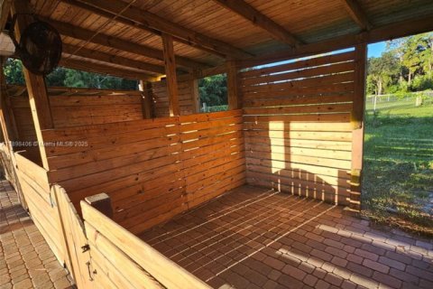 Apartment in Loxahatchee Groves, Florida № 2012938 - photo 6