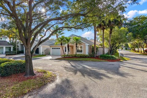 Villa ou maison à vendre à Palm Beach Gardens, Floride: 2 chambres, 109.07 m2 № 2411950 - photo 29