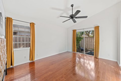 Villa ou maison à vendre à Palm Beach Gardens, Floride: 2 chambres, 109.07 m2 № 2411950 - photo 17