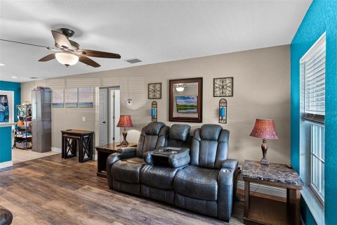 Casa en venta en Lake Wales, Florida, 3 dormitorios, 122.07 m2 № 1857645 - foto 6