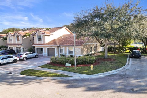 Villa ou maison à Sunrise, Floride 3 chambres, 105.63 m2 № 1995474