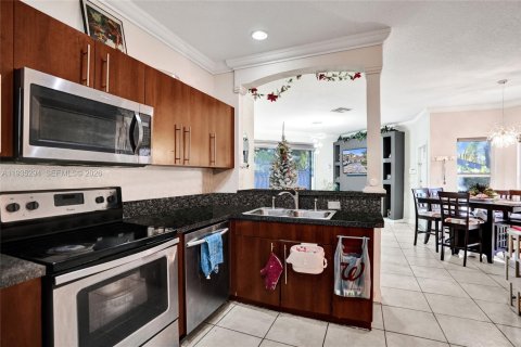 Villa ou maison à vendre à Sunrise, Floride: 3 chambres, 105.63 m2 № 1995474 - photo 3