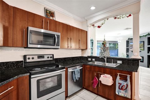 Villa ou maison à vendre à Sunrise, Floride: 3 chambres, 105.63 m2 № 1995474 - photo 19