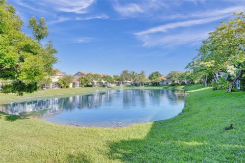 Villa ou maison à vendre à Sunrise, Floride: 3 chambres, 105.63 m2 № 1995474 - photo 22