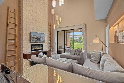 Купить таунхаус в Киссимми, Флорида 6 комнат, 218.88м2, № 2108696 - фото 7