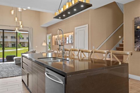 Купить таунхаус в Киссимми, Флорида 6 комнат, 218.88м2, № 2108696 - фото 4