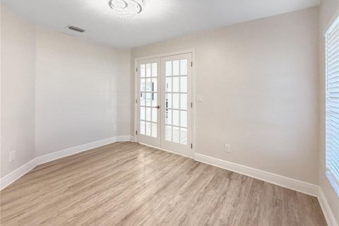 Купить виллу или дом в Кейп-Корал, Флорида 3 комнаты, 135.82м2, № 2098182 - фото 7