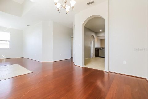 Casa en alquiler en Lakeland, Florida, 4 dormitorios, 193.79 m2 № 1902194 - foto 5