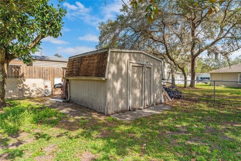 House in Deltona, Florida 4 bedrooms, 167.22 sq.m. № 1570010 - photo 25