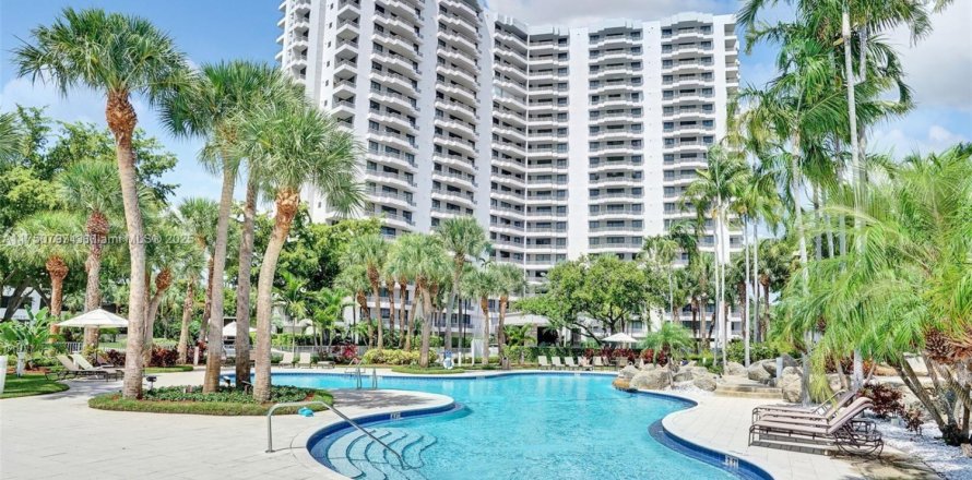 Condo à Aventura, Floride, 2 chambres № 1713630