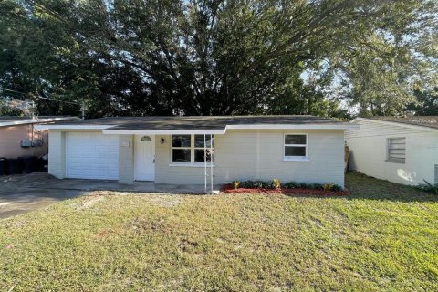 Casa en Hudson, Florida 2 dormitorios, 67.63 m2 № 2384389