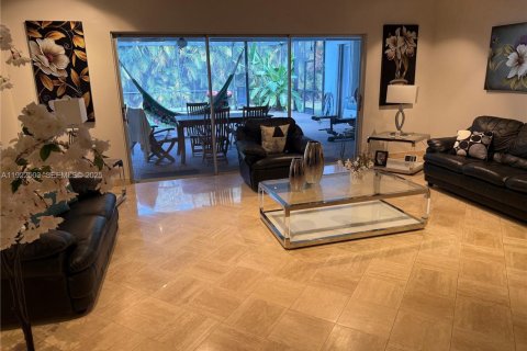 Villa ou maison à vendre à Plantation, Floride: 4 chambres, 242.01 m2 № 1976954 - photo 18