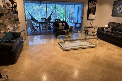 Villa ou maison à vendre à Plantation, Floride: 4 chambres, 242.01 m2 № 1976954 - photo 19