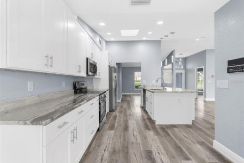 Casa en venta en Spring Hill, Florida, 4 dormitorios, 192.4 m2 № 1835241 - foto 6
