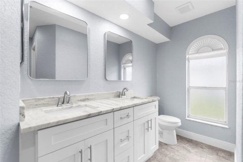Casa en venta en Spring Hill, Florida, 4 dormitorios, 192.4 m2 № 1835241 - foto 16
