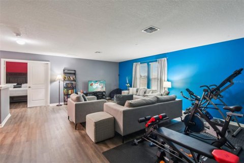 House in Mulberry, Florida 5 bedrooms, 318.47 sq.m. № 1902139 - photo 6