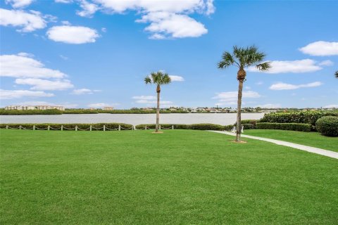 Condominio en alquiler en Sarasota, Florida, 3 dormitorios, 170.48 m2 № 2298841 - foto 6
