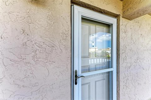 Купить кондоминиум в Сарасота, Флорида 6 комнат, 117.99м2, № 2219309 - фото 10