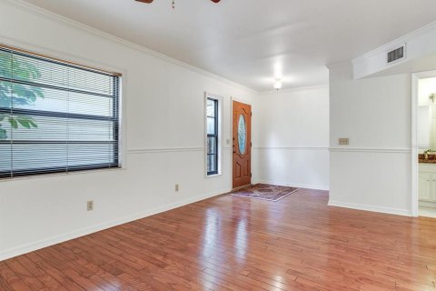 Touwnhouse à vendre à Tampa, Floride: 2 chambres, 163.51 m2 № 1911747 - photo 17