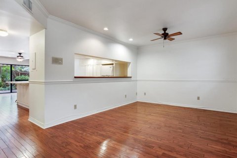 Touwnhouse à vendre à Tampa, Floride: 2 chambres, 163.51 m2 № 1911747 - photo 15