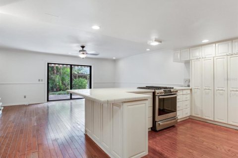 Touwnhouse à vendre à Tampa, Floride: 2 chambres, 163.51 m2 № 1911747 - photo 21