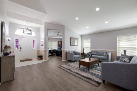 Villa ou maison à vendre à Apollo Beach, Floride: 4 chambres, 243.31 m2 № 2427354 - photo 4